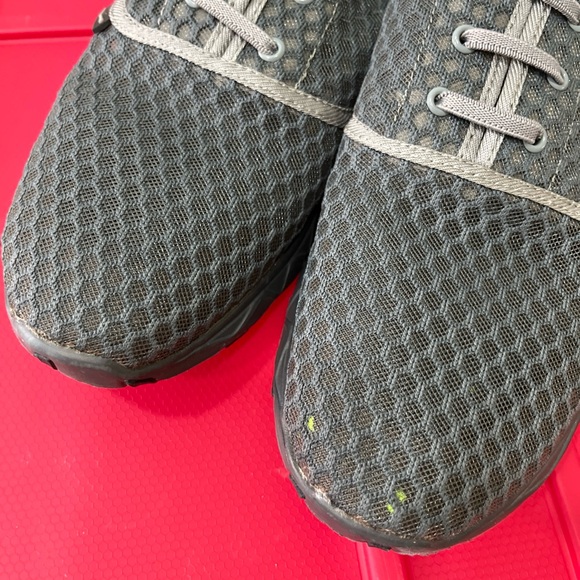 * Wave Runner Water Shoes - Quick Drying Aqua Sneaker, Size 11 - Picture 7 of 7